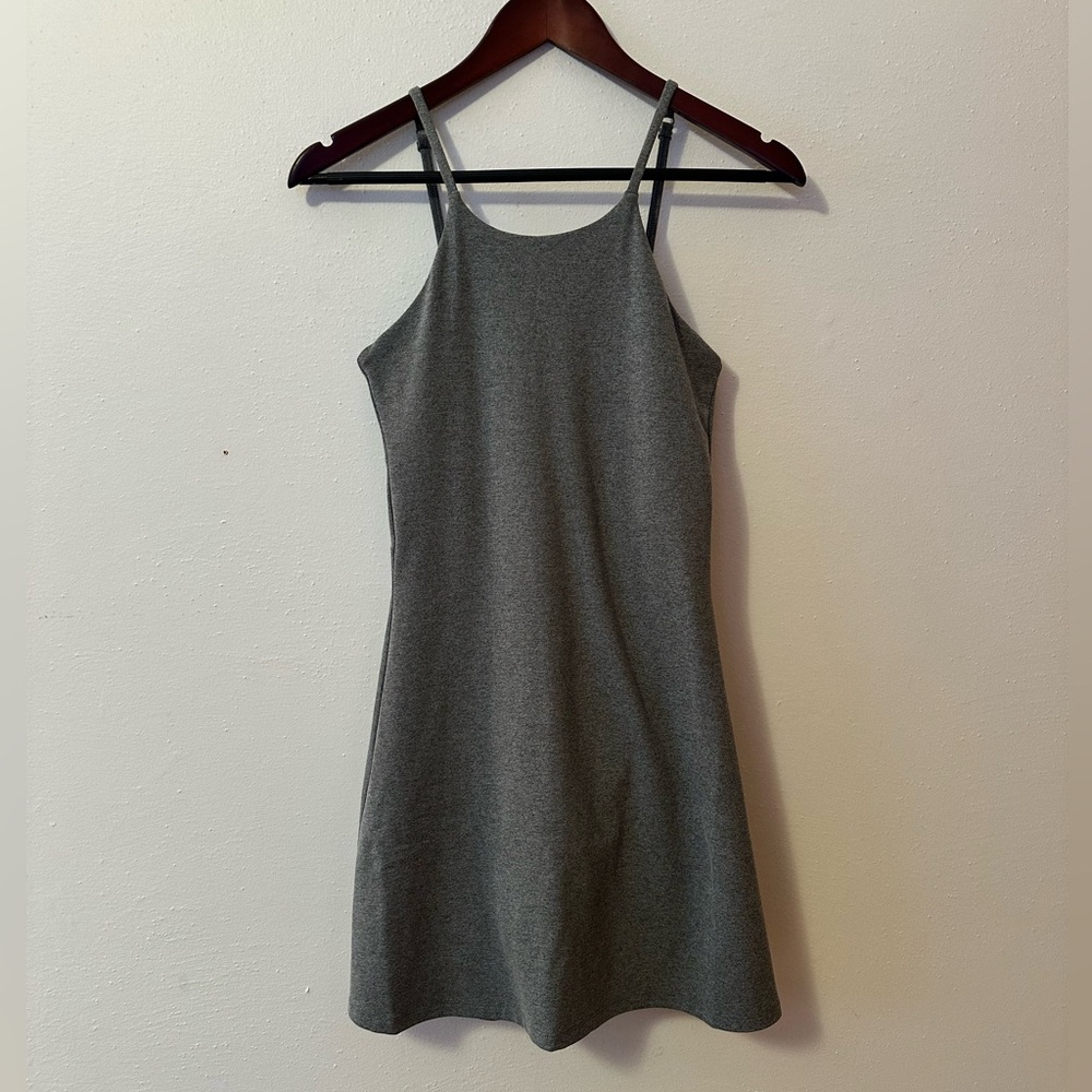 Girlfriend Collective Women’s Gray Naomi Workout Dress Adjustable Straps